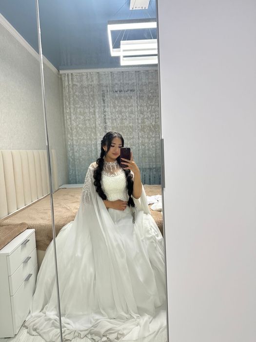 Свадебное платье белое