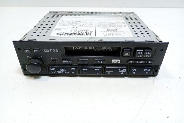 Radio casetofon MZ312719 Mitsubishi Pajero a 3-a generatie (facelift)