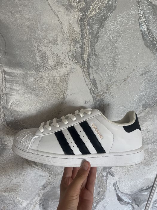 Adidas superstar