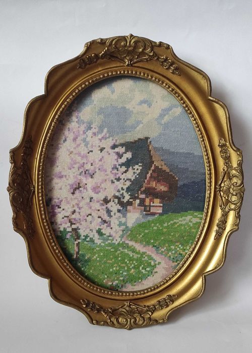 Овален гоблен в барокова рамка остъклен