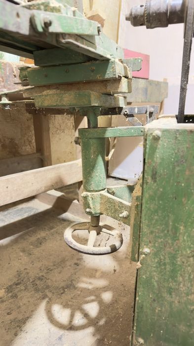 Продавам абрихт.