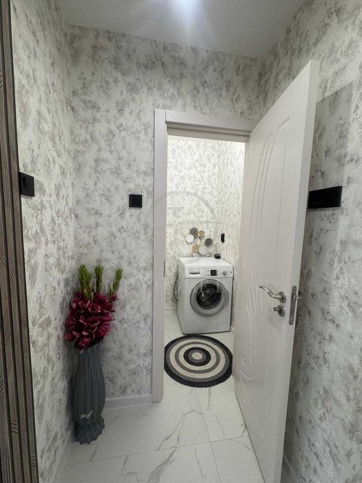 Продава се Тристаен апартамент в Пловдив, Център - 70 кв.м за 2108 €/кв.м - Снимка #19