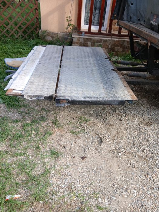 Vand lift autoutilitara greutate de sustinere 750 kg
