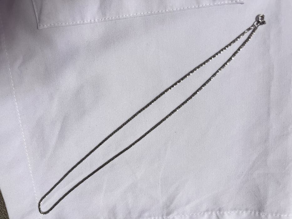 Продам цепочку серебро