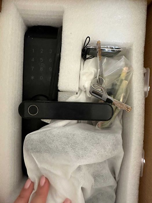 Incuietoare inteligenta usa - smart lock PNI SafeHome pty500br