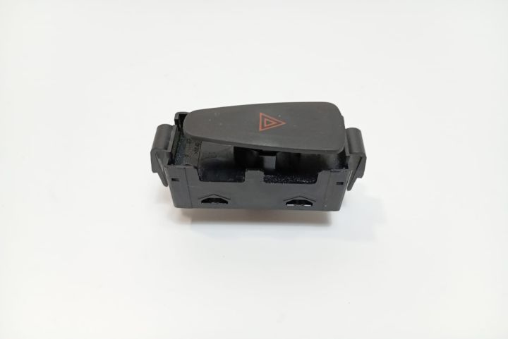 Buton avarii Dacia Logan a 2-a generatie