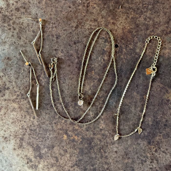 Lot bijuterii aurite