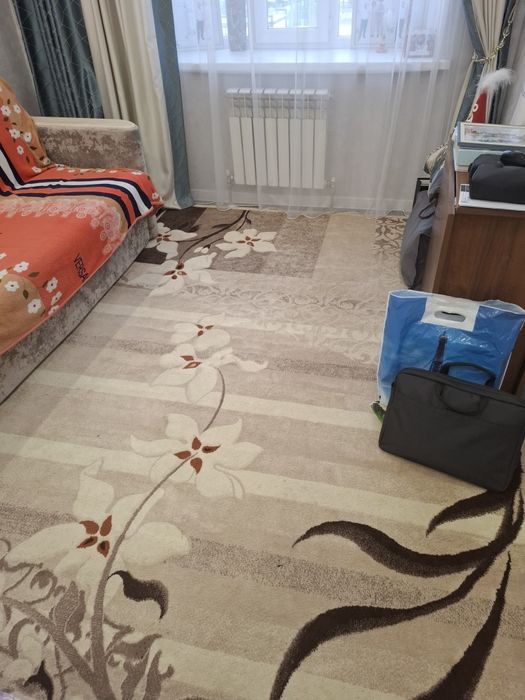 Продам ковёр 2×4