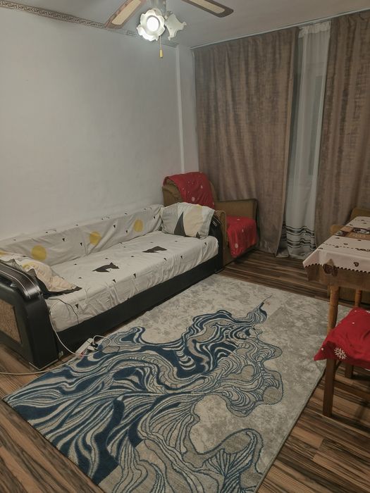 Apartament  2 camere de vanzare