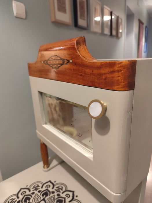 Comoda veche vintage