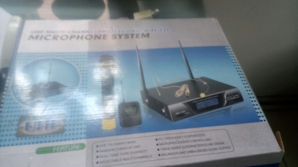 Микрофон безпроводной