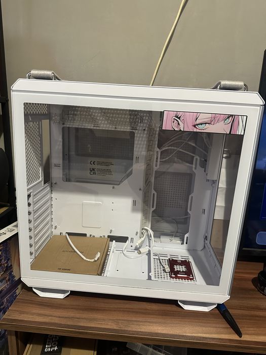 Компютърна кътия Asus gt502 tuf white