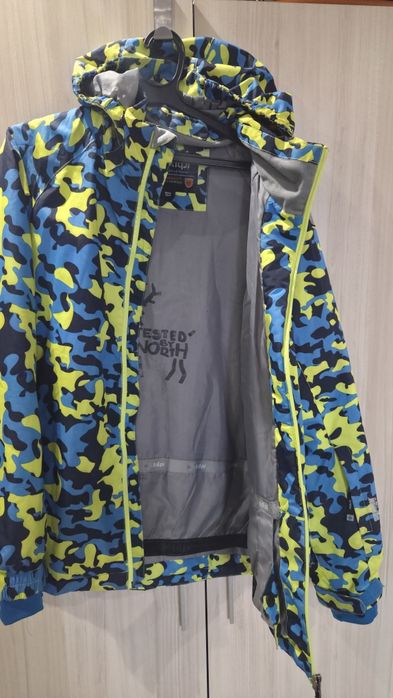 3 броя якета Nangaparbat, Kilpi