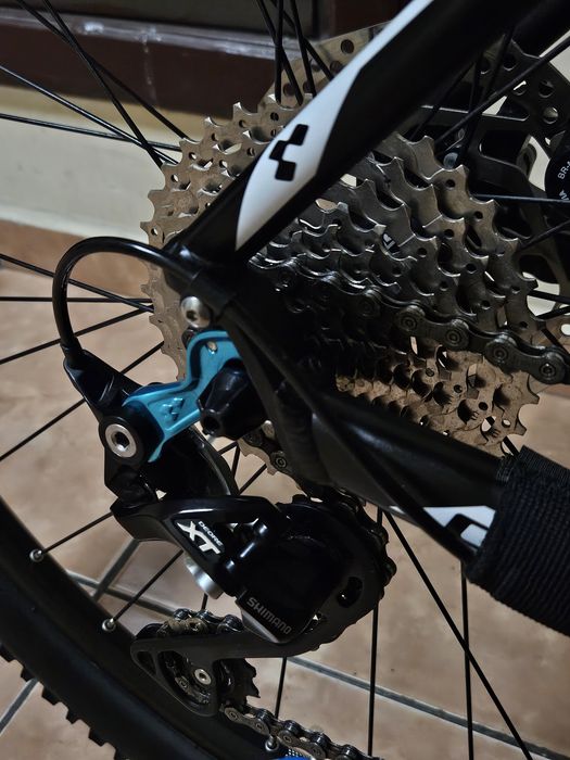 CUBE LTD PRO - 20 рама - 27.5