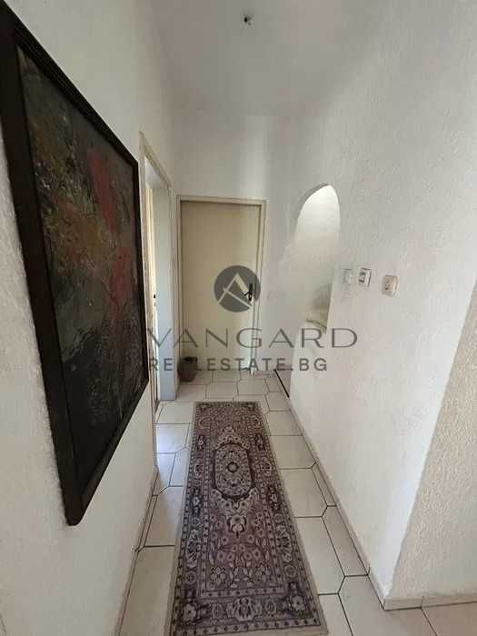 Продава се Тристаен апартамент в Пловдив, Тракия - 87 кв.м за 879 €/кв.м - Снимка #13