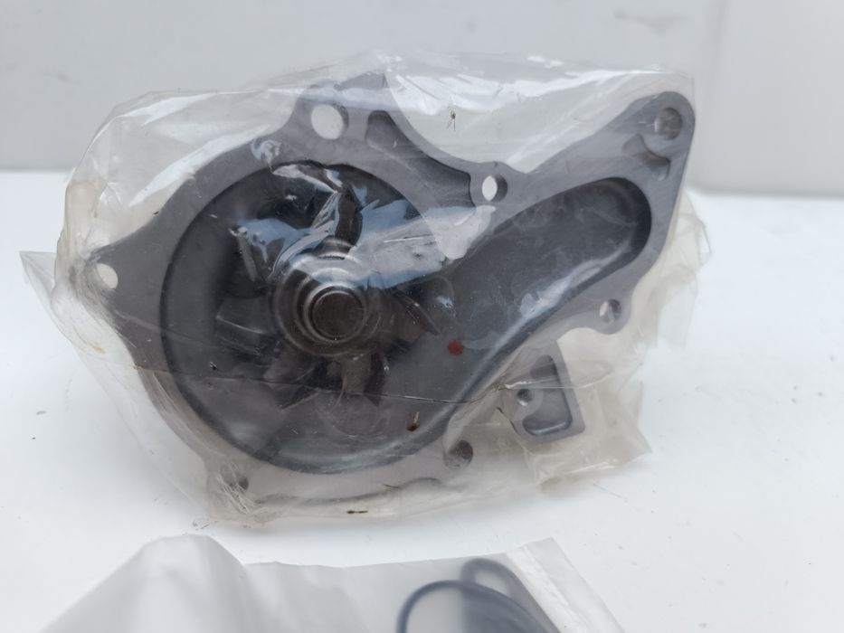 Водяная помпа водяной насос Toyota