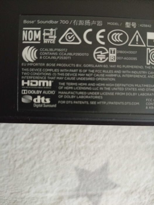 BOSE SOUNDBAR 700   fara telecomanda   vine insotit cu cablu de alimentare