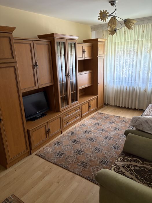 Apartament de inchiriat chirie etaj 1