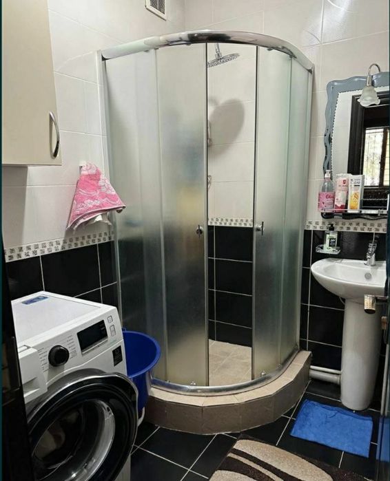 Срочно Чиланзар 3 Торговый центр продам 3/1/4 с Обстановкой