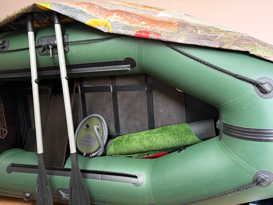 Лодка OMEGA 2.7 м