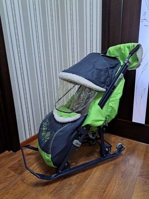 Продам   утеплённые санки
