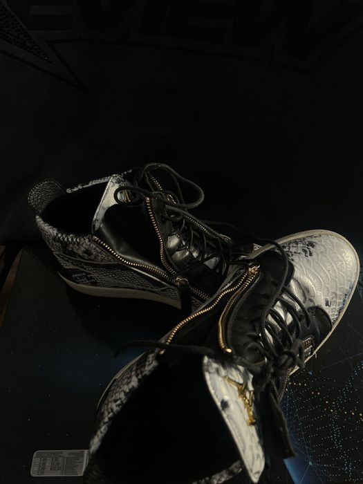 Giuseppe Zanotti snake skin