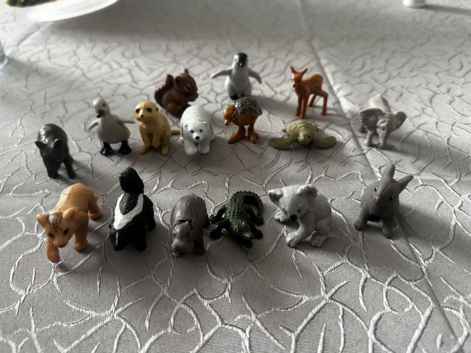 Колекция животни от киндер