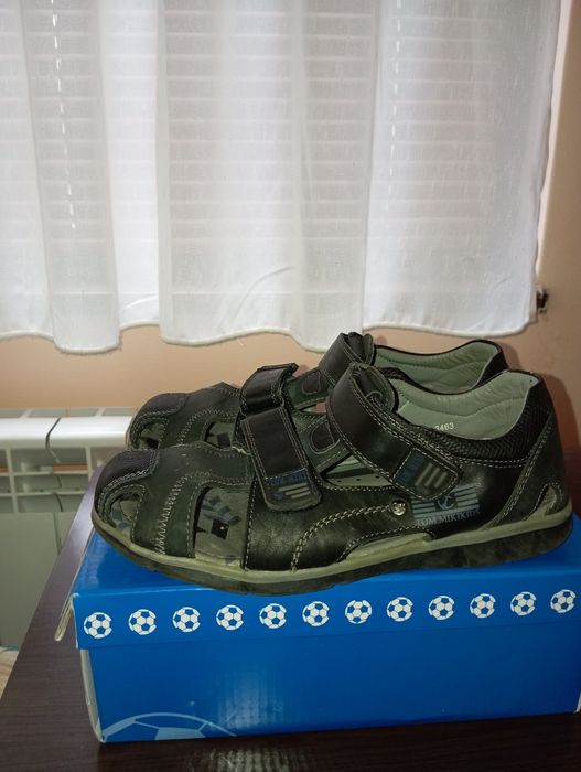 Сандали за момче