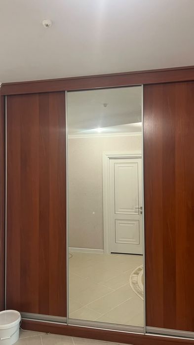 Срочно продам шкаф купе