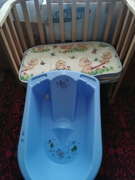 Поръчково мобилно легло "Мама и аз" с матрак, заоблени ръбове и подаръ