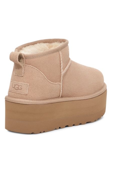 UGG originale nepurtate