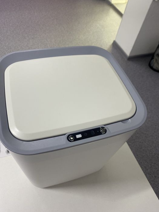 Ведро для мусора сенсорное