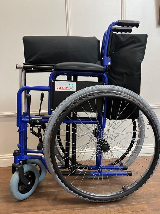 Продам кресло-коляску для взрослых