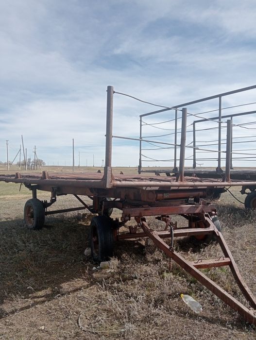 Продается трактор и прицеп