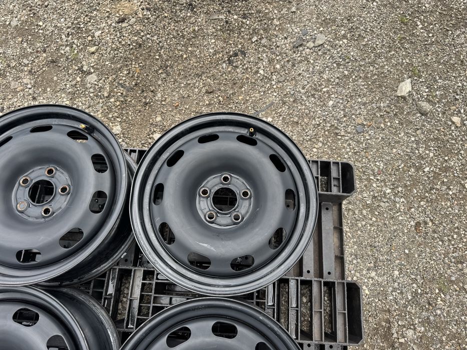 4бр.Оригинални джанти 15" 5x100-Skoda Fabia,Vw Polo,Seat Ibiza,Audi A1