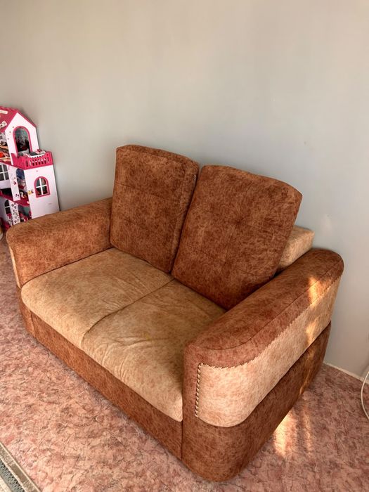 Продам диван б/у самовывоз
