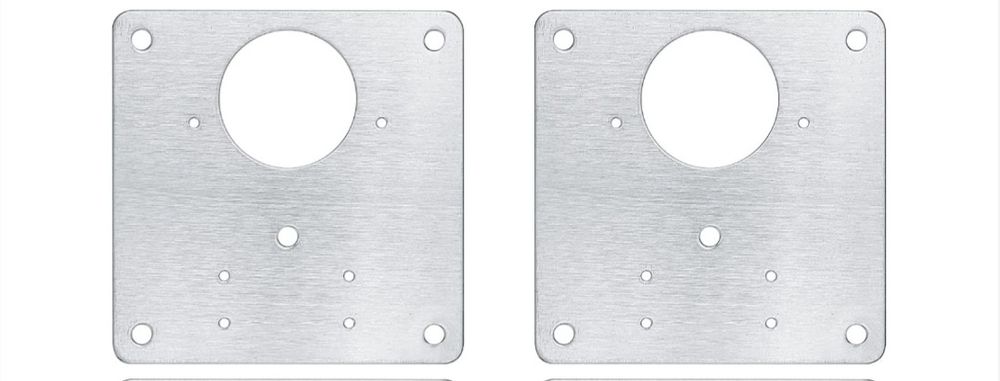 Nou intaritura balama usa mobila