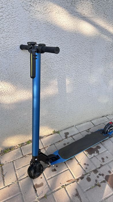 Продам электросамокат