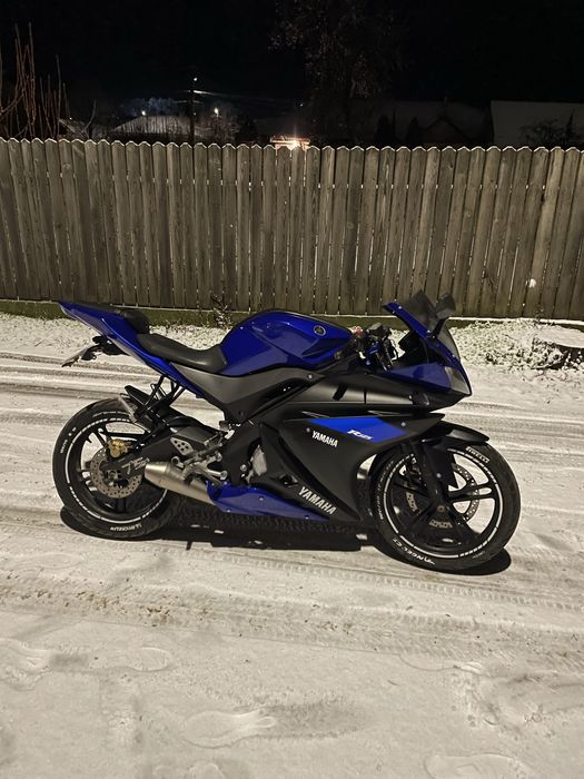Yamaha yzf r125.