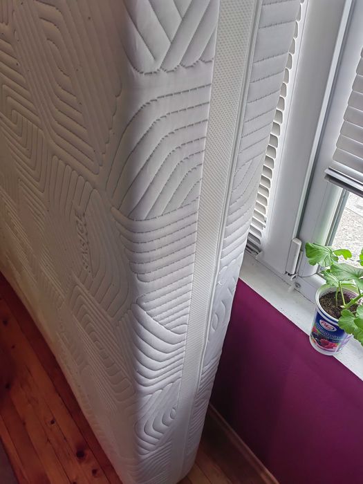 Матрак двулицев  SENSICE 180/200 /, височина 25 см. закупен от JYSK/