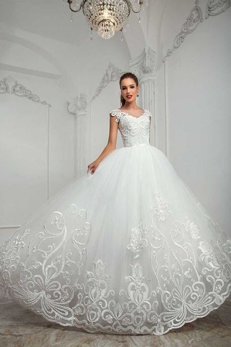 Свадебное платье