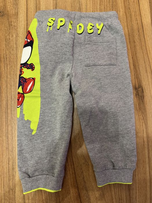 Pantaloni de trening Marvel  2 ani