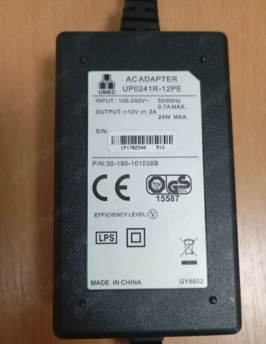 Vând  2 Alimentatoare 12 V   2 Amperi ,preț 45 Lei bucata