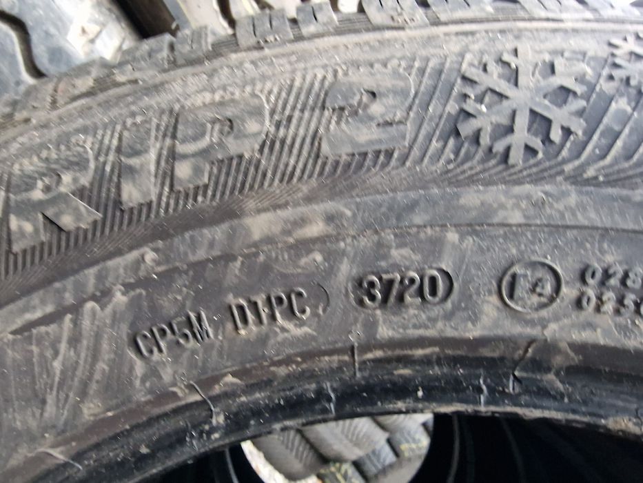 Anvelope 215/65R16 marca Semperit, M +S, 7 mm