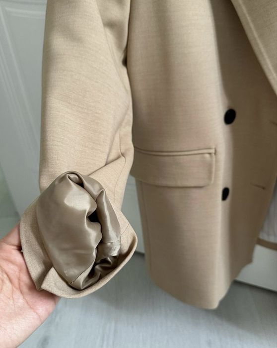 Пиджак женский М-л размер