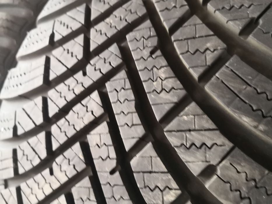 205 45 17 цола гуми като нови hankook dot 22