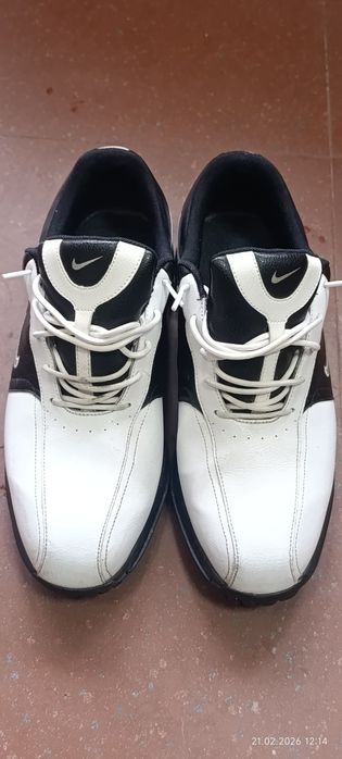 Нике голф естествена кожа