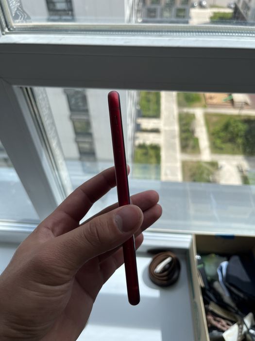 Айфон Хр 128 гб.