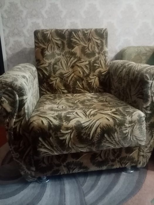 Гарнитур и кресла