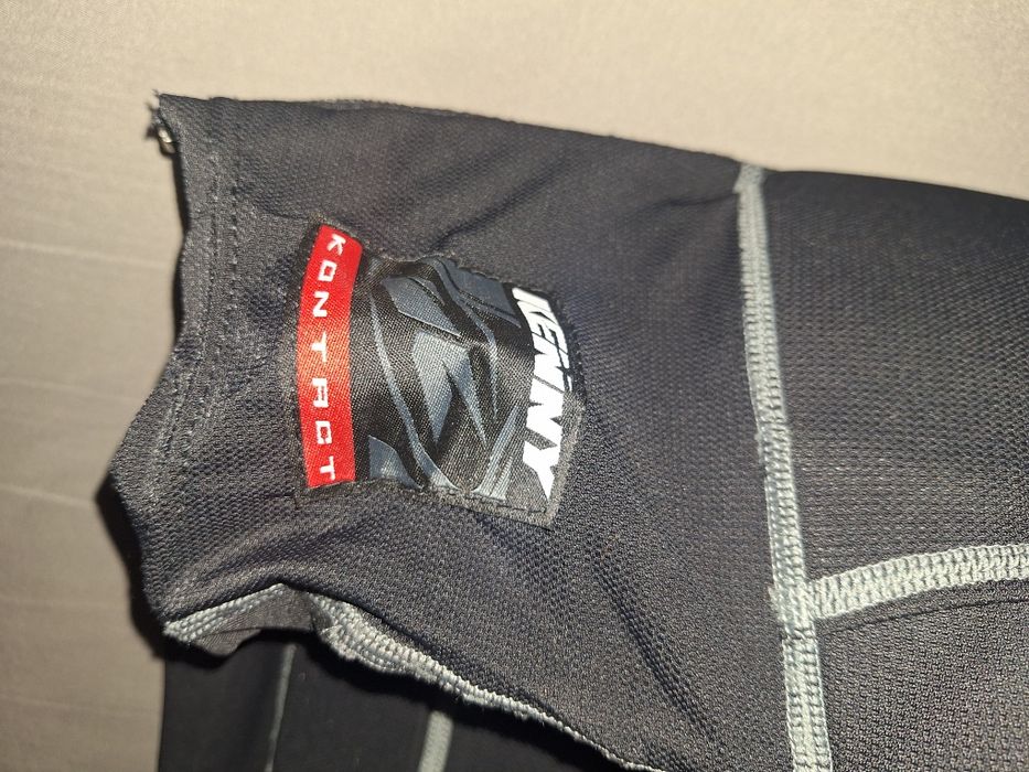 Комплект вело  протектор за тяло Кени контакт